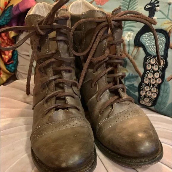 GUC FREEBIRD BY STEVEN CAGE BOOTS! - Picture 3 of 8